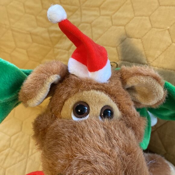 Vintage 1988 Stuffed Mooseltoe w/Holiday Outfit from Applause - Picture 3 of 11
